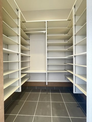 【収納】 | 沖田町　エクリュ　④号棟 | 玄関収納