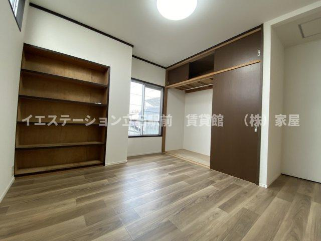佐藤マンションの洋室