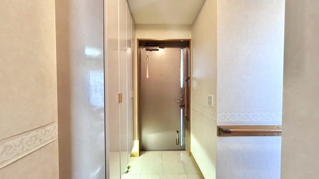 セレッソコート甲南山手の洗面所|洗面・浴室につながる廊下です。