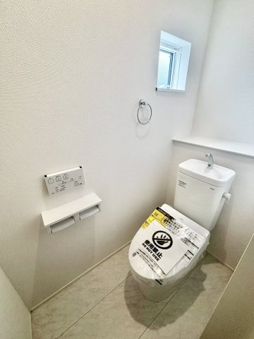 リナージュ碧南市錦町4丁目24-1期　全3棟　新築戸建のトイレ