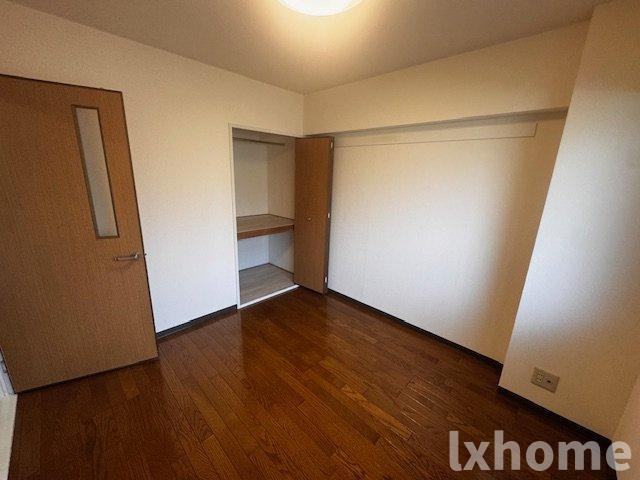 フェルザ南茨木の洋室|使い勝手のいい洋室です