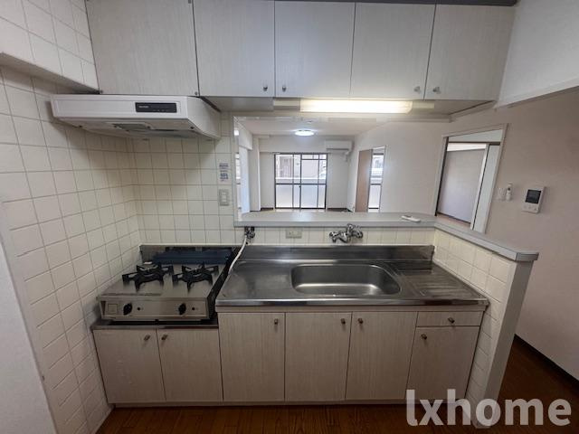 フェルザ南茨木のキッチン|コンパクトなキッチンで掃除もラクラク