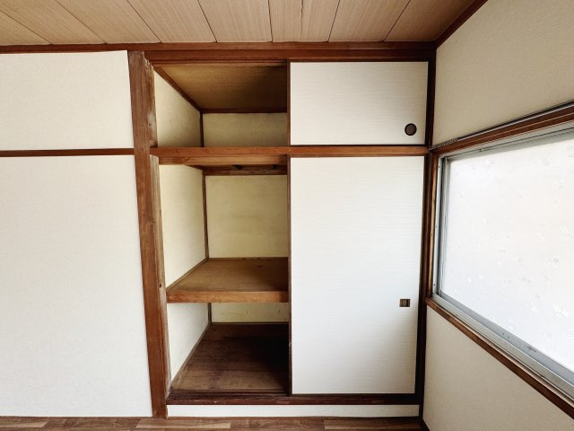 安芸郡海田町畝１丁目の一戸建ての収納