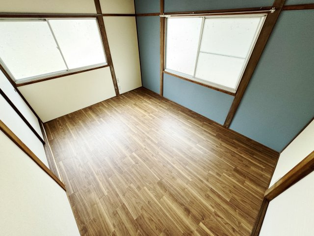 安芸郡海田町畝１丁目の一戸建ての洋室