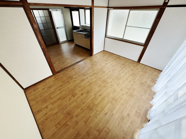 安芸郡海田町畝１丁目の一戸建ての洋室
