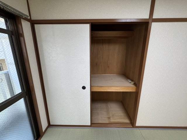 パレス・トミの収納