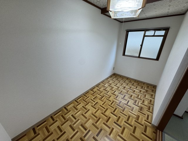 パレス・トミの寝室