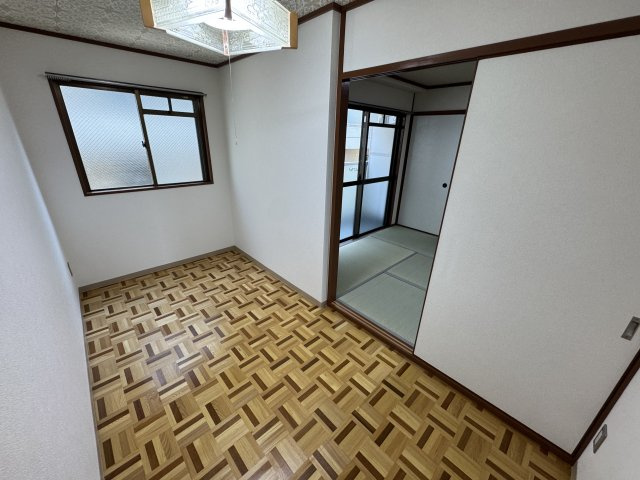 パレス・トミの寝室