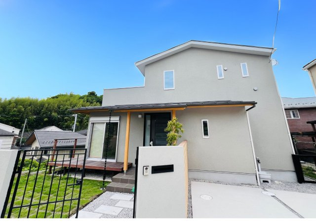 Kamakura Modern – 和を継ぐ邸の間取り