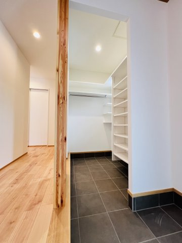 Kamakura Modern – 和を継ぐ邸の玄関