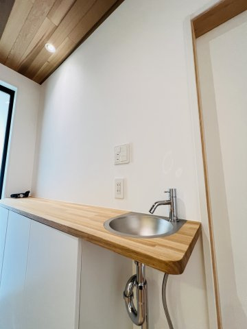 Kamakura Modern – 和を継ぐ邸の玄関