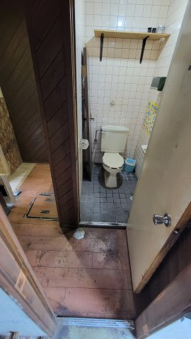 善行ビルのトイレ|前回募集時の写真