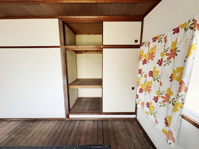 安芸郡海田町畝１丁目の一戸建ての収納