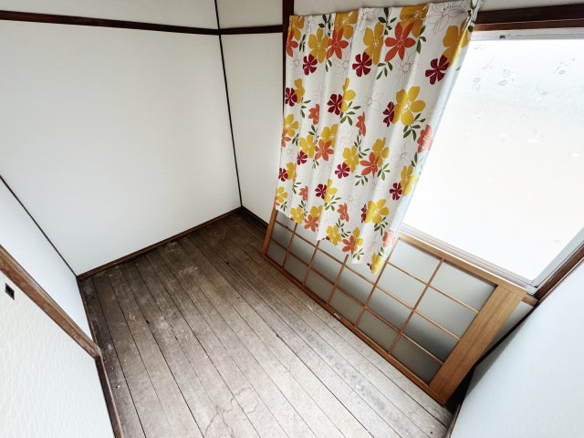 安芸郡海田町畝１丁目の一戸建ての和室