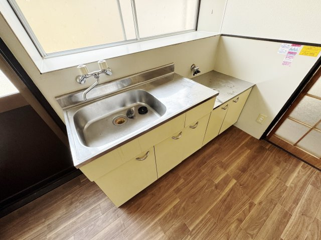 安芸郡海田町畝１丁目の一戸建てのキッチン