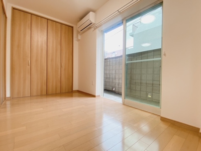 【寝室】 | アンウィスタリア