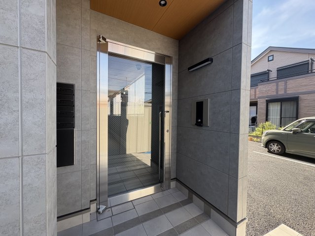 ILLUMINA TERRACE MIYAKUBOのエントランス