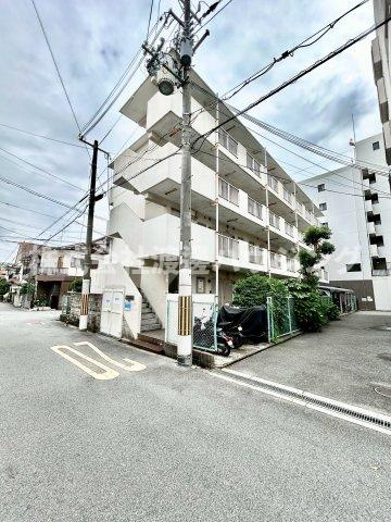 桑原ハイツの外観