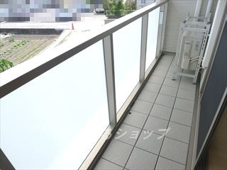 広島市安佐北区可部南１丁目のアパートのバルコニー