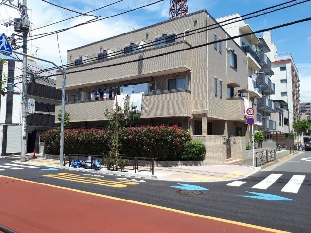 サンリードの外観