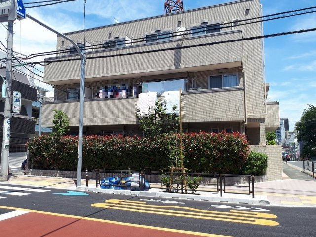 サンリードの外観