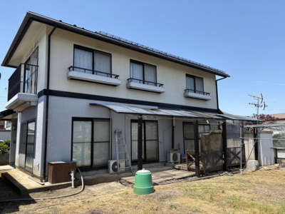 【外観】 | 天童市大字高擶南【中古住宅】 | 東側の外観写真。日当たり良好で庭、畑にもリビングからすぐに外に出られます！！