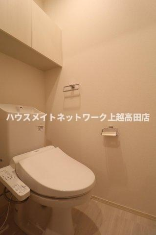 ラトン・ラヴールのトイレ|温水洗浄便座