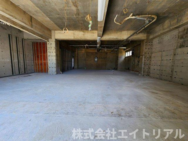 LEPUSビルの内装
