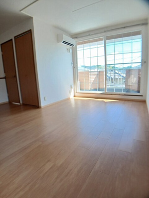 【居間・リビング】 | クレストールライト