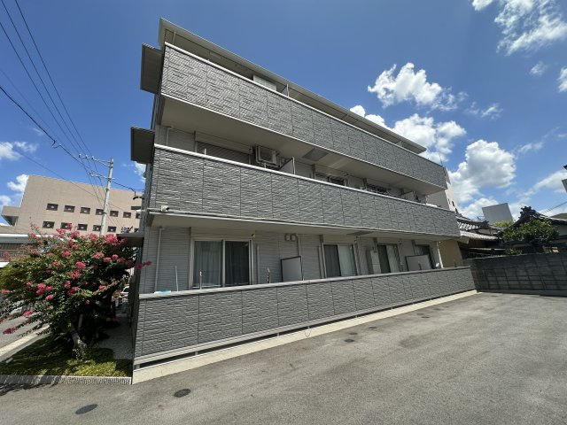 ヴィラシオン瀬川の外観