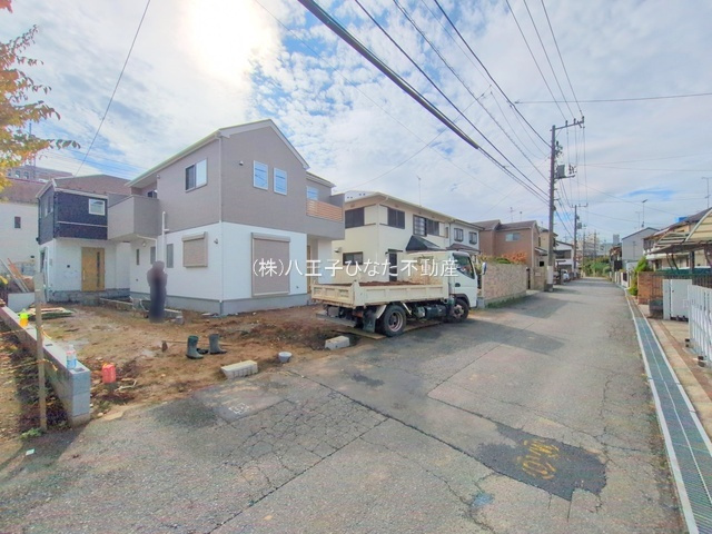 『八王子市新築戸建て』八王子市長沼町1202-88【仲介手数料無料】　６期の前面道路含む現地写真|～仲介手数料無料☆八王子ひなた不動産～八王子市長沼町　新築戸建て