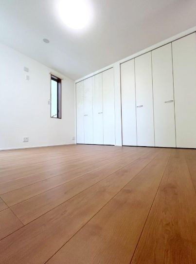 藤沢市辻堂東海岸2丁目　中古戸建の洋室|使い勝手のいい洋室です