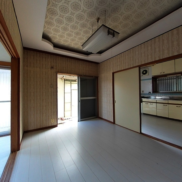 大野町中之元４１０番地２３貸家の居間・リビング