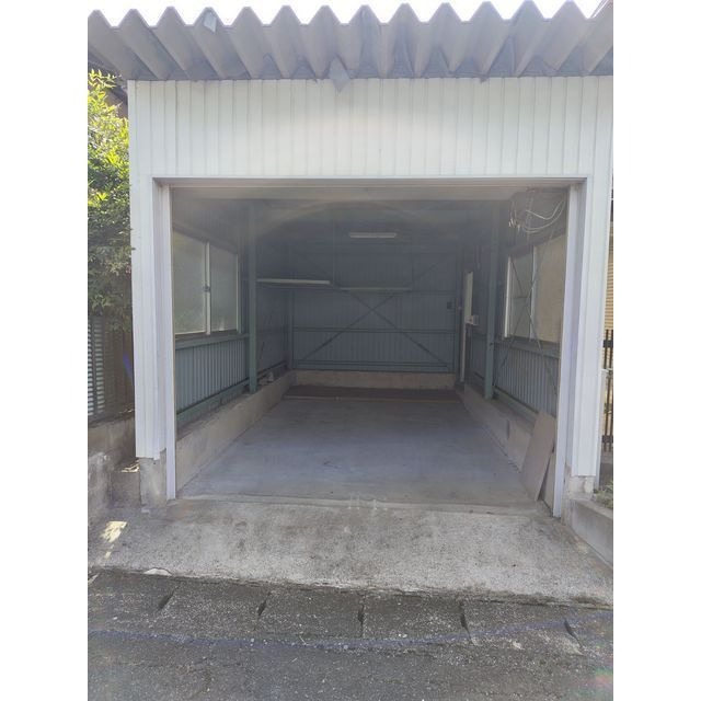 大野町中之元４１０番地２３貸家の駐車場