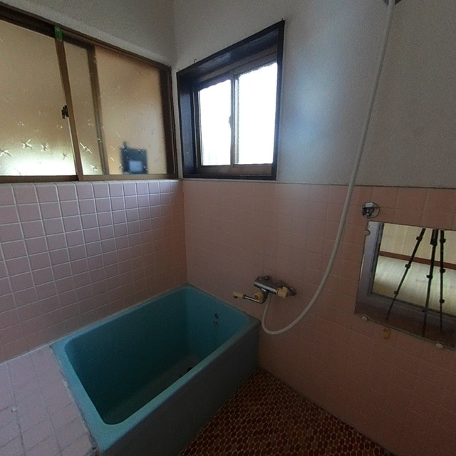 大野町中之元４１０番地２３貸家の浴室