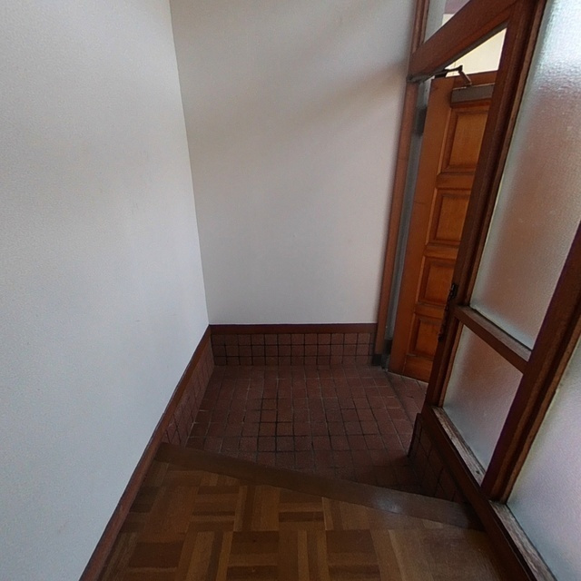 大野町中之元４１０番地２３貸家の玄関