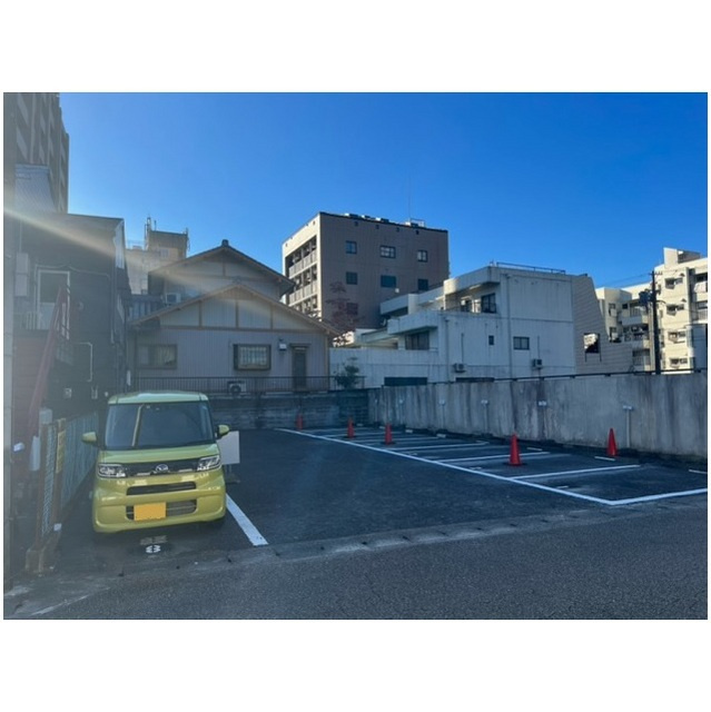 岐阜市御手洗の駐車場の駐車場