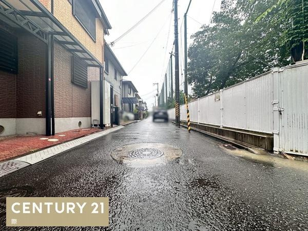 和歌山市太田　中古戸建の前面道路含む現地写真