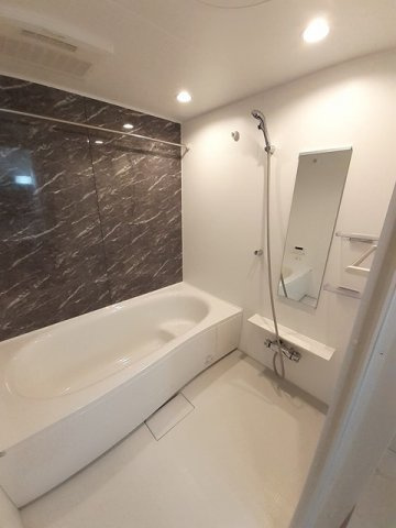 フローラル住吉の浴室