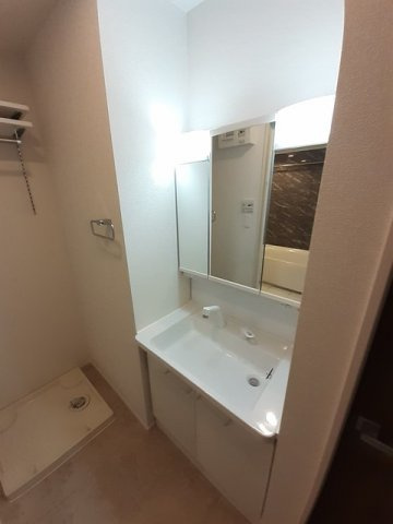 フローラル住吉の洗面所