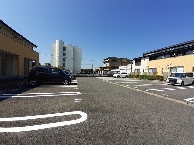 リバ・シティ夢咲Ⅱの駐車場