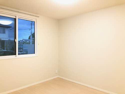 【洋室】 | フォレナコート春日Ｂ