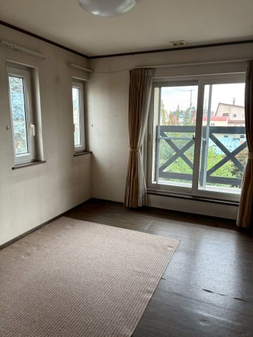 中古住宅　帯広市西7条南24丁目の洋室