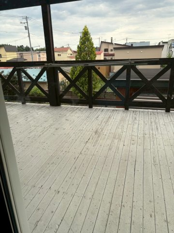 中古住宅　帯広市西7条南24丁目のバルコニー