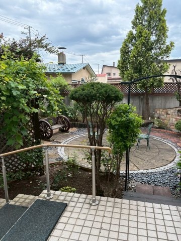 中古住宅　帯広市西7条南24丁目の玄関