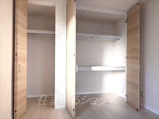 エモーション　Ｂ棟の収納|クローゼット新品