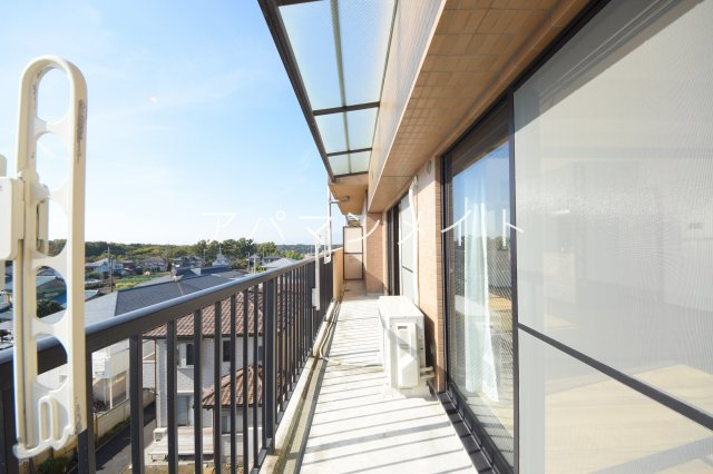 【バルコニー】 | グランドエンブレム横浜 | バルコニー付きです