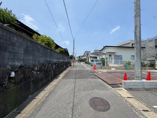 ARCHI DAYS－アーキデイズ－小倉北区中井３丁目【小倉北区　新築戸建て】の前面道路含む現地写真|現地撮影　2025,7,4　ARCHI DAYS－アーキデイズ－小倉北区中井３丁目【小倉北区　新築戸建て】