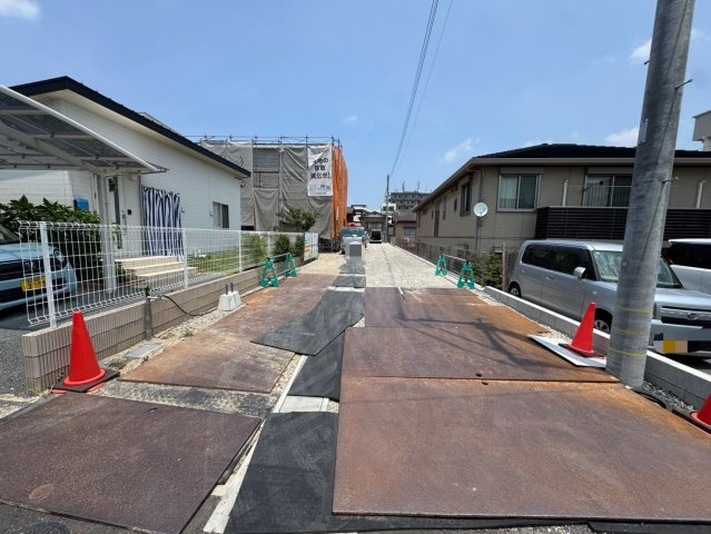 ARCHI DAYS－アーキデイズ－小倉北区中井３丁目【小倉北区　新築戸建て】の前面道路含む現地写真|現地撮影　2025,7,4　ARCHI DAYS－アーキデイズ－小倉北区中井３丁目【小倉北区　新築戸建て】