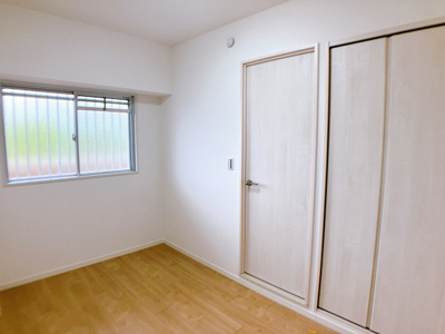 【洋室】 | キングスコート東岡崎